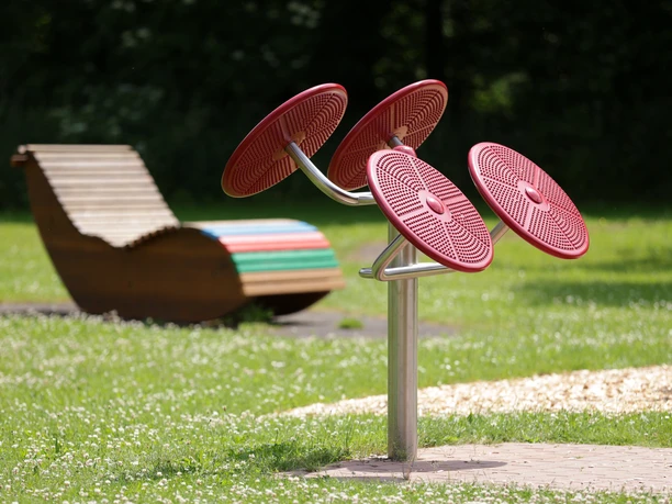 Bewegungsparcour im Kurpark Herbstein Bewegungsparcour im Kurpark Herbstein