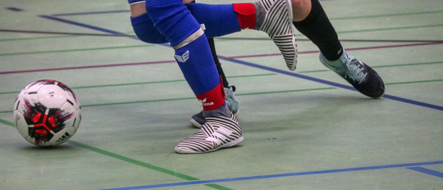 Hallenfußball