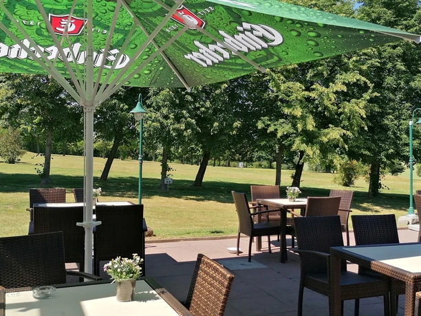 Golf und Country Club_Golferin