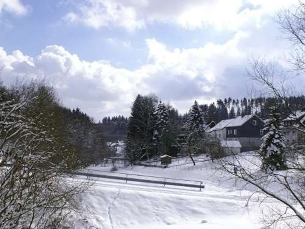 Das Tal im Winter (vom Eingang aus gesehen)