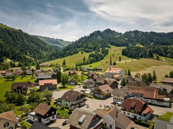 Blick auf das Dorf Marbach