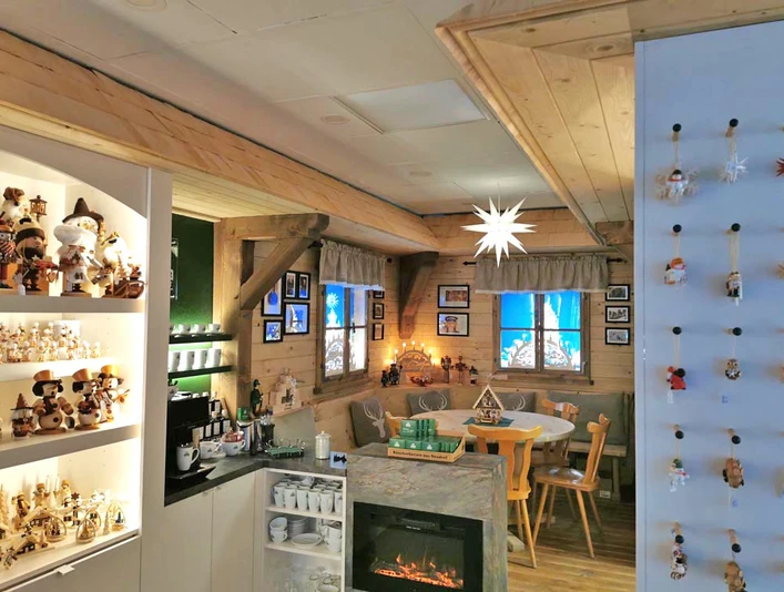 Fachgeschäft für erzgebirgische Volkskunst Erzberger Holzkunst in Zwönitz