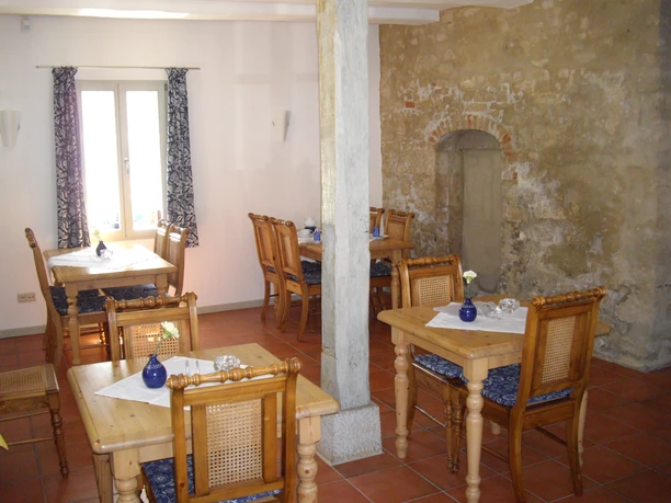 Café Burgwächterhaus_Innenansicht1_©Jörg_Artschwager.JPG