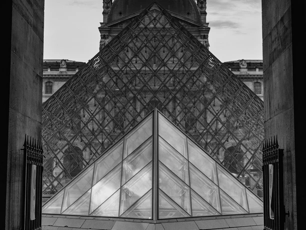 Eine Leiche im Louvre 2.jpg