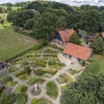 Das Emsland von oben – Heilkräutergarten beim Heimathof Emsbüren ©Emsland Tourismus GmbH.jpg