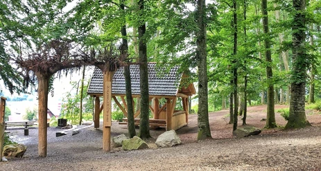 Haselhütte_1.jpg