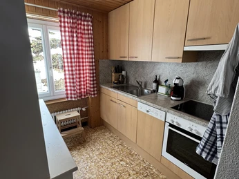 20250421_143948877_iOS