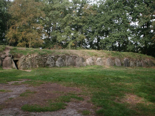 Grabanlage Kleinenkneten Rekonstruierte Grabanlage Kleinenkneten