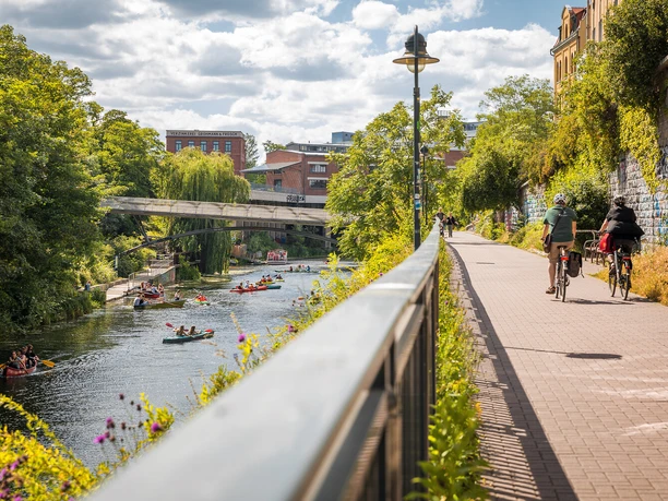 Radfahren am Karl-Heine-Kanal