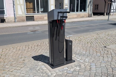 Rad-Reparatur-Stele-Kornmarkt.jpg