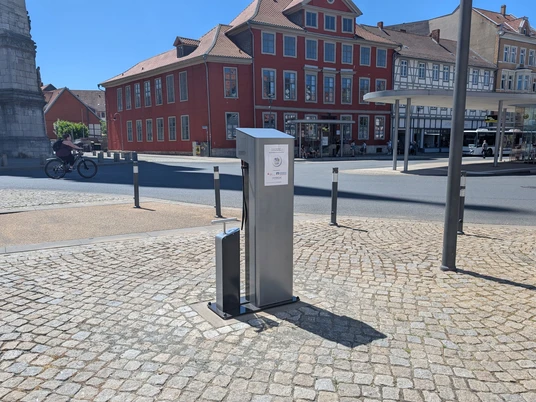 Fahrrad-Reparatur-Stele-Kornmarkt.jpg