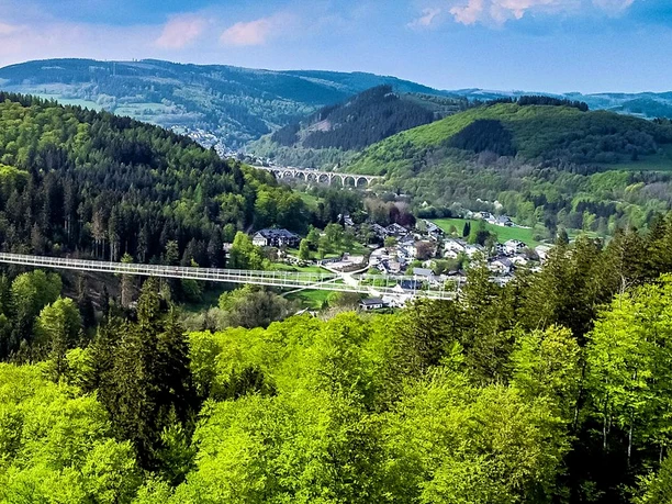 skywalk-drohne-mai-23 (1001x667).jpg