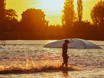 Neuhaus/Oste_Wasserski & Wakeboard_Sonnenuntergang
