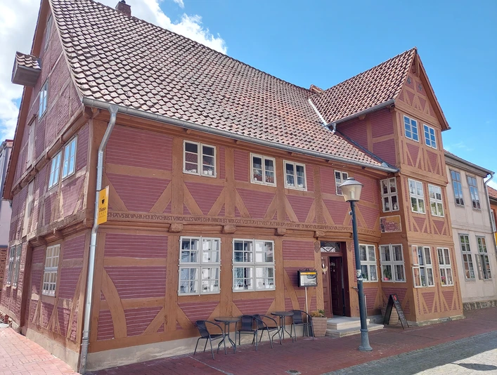Aussenansicht Haus Kreyenberg und Dianas Cafe.jpg Aussenansicht Haus Kreyenberg und Dianas Cafe