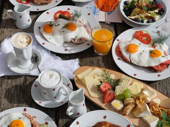 Frühstück in der kleinen Teestube