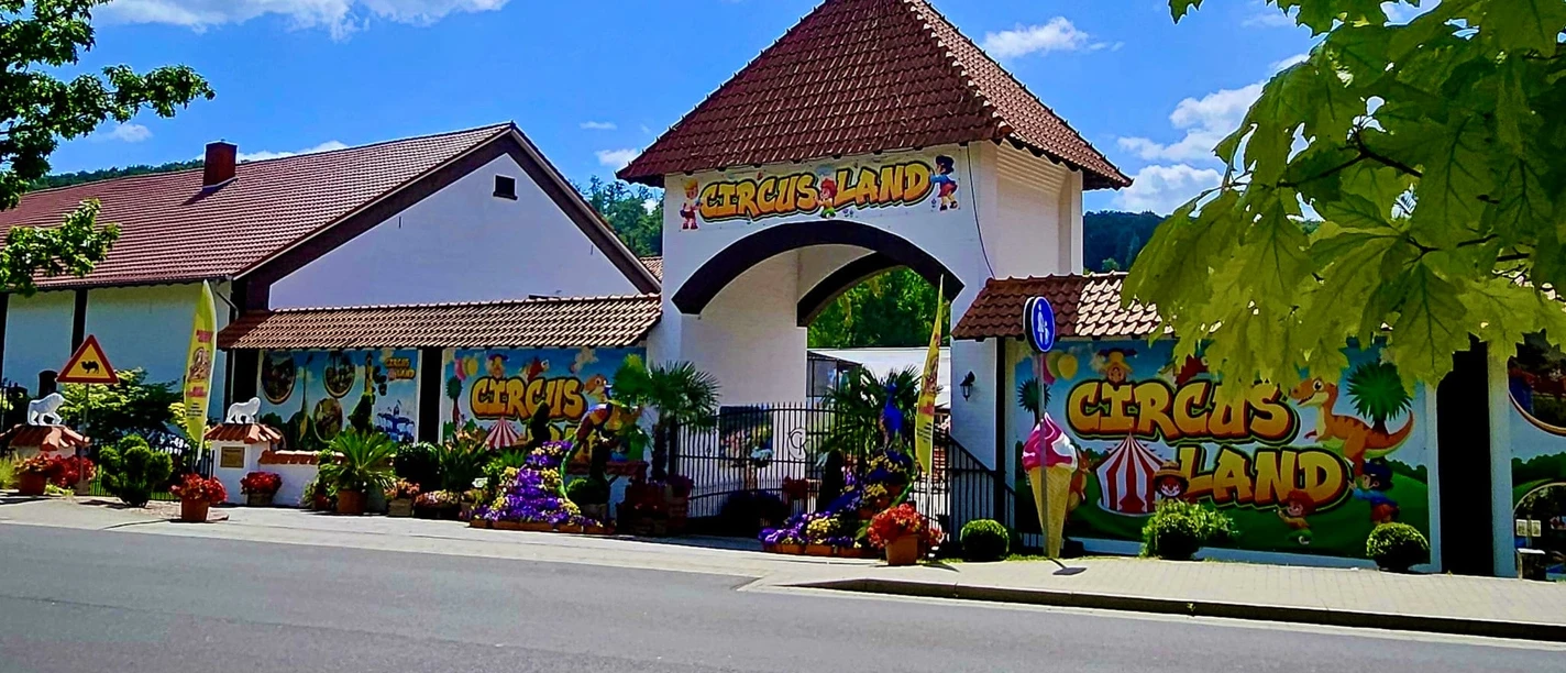 Charles Knie`s Circus Land (25).jpg