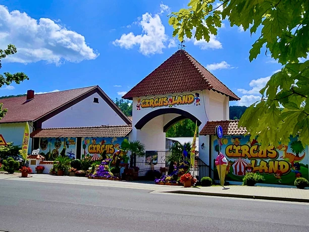 Charles Knie`s Circus Land (25).jpg