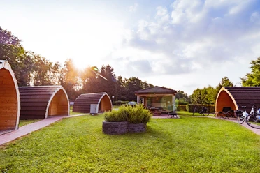 Campingplatz Regenbogen in Bad Gandersheim - Schlafhütten