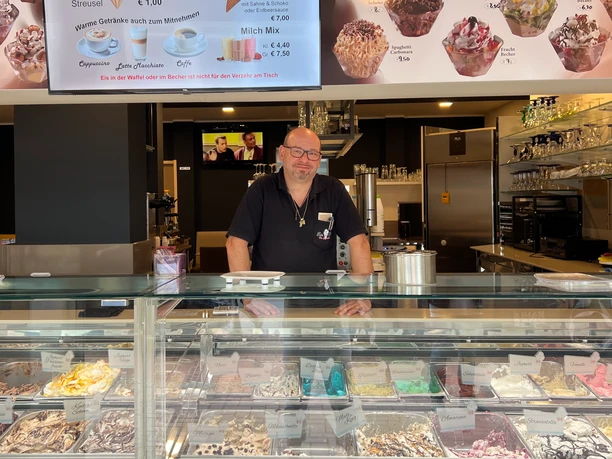 Inhabergeführtes Eiscafé in Visselhövede Inhabergeführtes Eiscafé in Visselhövede