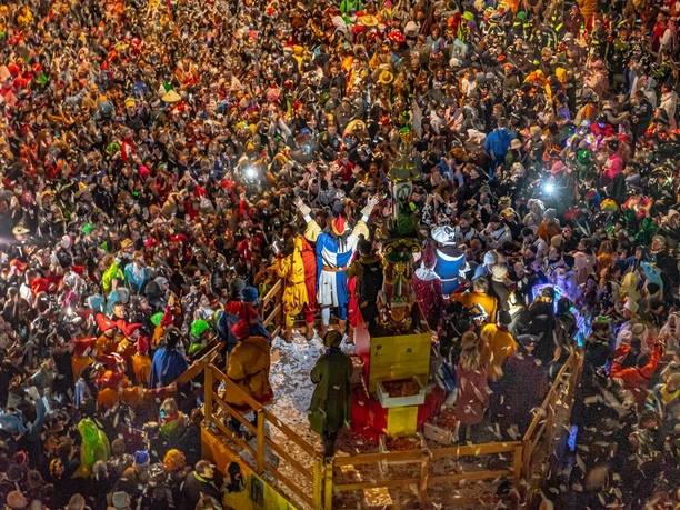 Peti's FasnachtsTour