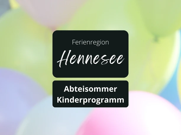 Beispielbild Abteisommer Kinderprogramm Beispielbild des Abteisommer-Kinderprogramms mit farbenfrohen Luftballons im Hintergrund.