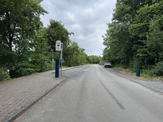 Parkplätze Sperrmauer Ostseite