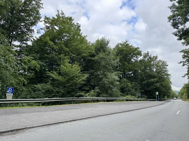 Parkplatz Randstraße Edertalsperre Ostseite