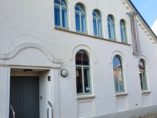 HeinrichOsterwoldHalle©Dorothée Meyer (17).jpg