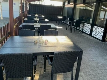 Die Terrasse des Bistro Giovanni in Wilstedt Die Terrasse des Bistro Giovanni in Wilstedt