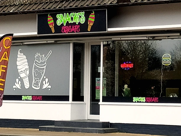 Das Eiscafé Snackies in Tarmstedt Ortsmitte Das Eiscafé Snackies in Tarmstedt Ortsmitte