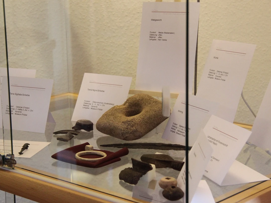 Heimatstube_Metze_Fundstuecke_ccbyStadtNiedenstein
