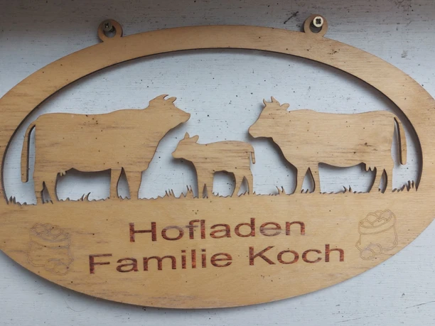 Hofladen_Dankelsheim_Schild_web.jpg
