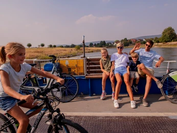Hessisch Oldendorf- Fährüberfahrt Hessisch Oldendorf- Fährüberfahrt
