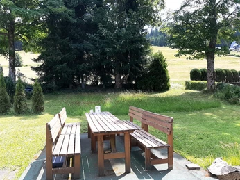 Garten + Terrasse CF