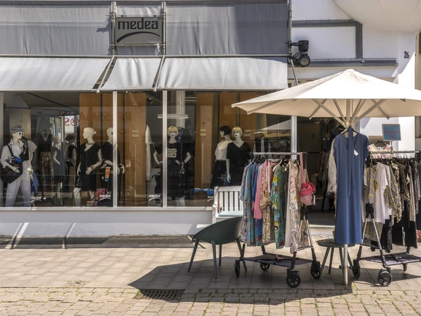 Außenansicht medea Außenansicht von medea in der Rintelner Fußgängerzone