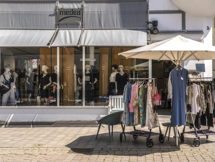 Außenansicht medea Außenansicht von medea in der Rintelner Fußgängerzone