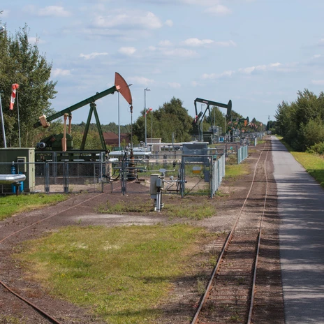 Erdölförderung im Rühlermoor ©Naturpark Moor-Veenland (1).JPG