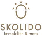 Logo-Skolido-GmbH-Immobilien-and-more-gold-hoch 1 Logo-Skolido-GmbH-Immobilien-and-more-gold-hoch 1