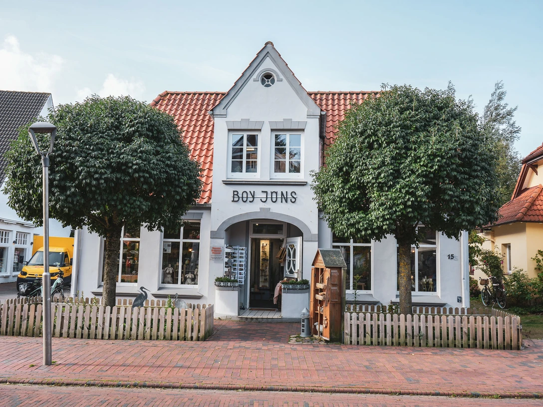 nordsee-bernsteinmuseum-spo-boy-joens_©tz-spo