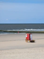 Strand am Aquarium.jpg