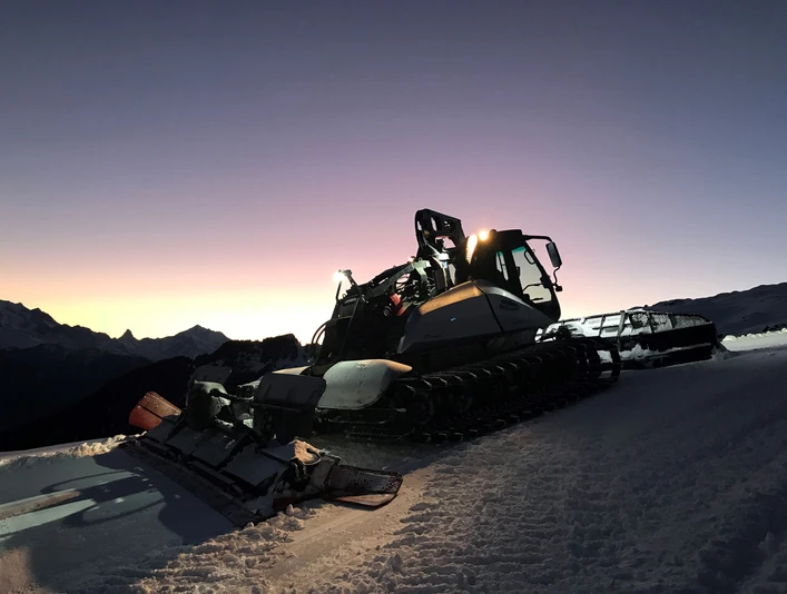 pistenbully-winter-aletsch-arena-02.jpeg
