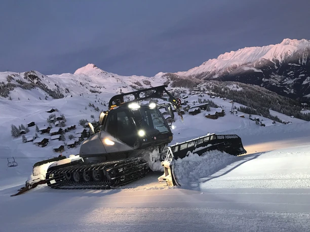 Pistenbully-Winter-Aletsch-Arena-Golob-Christoph (4).jpg