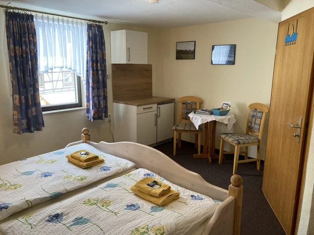 Bauernhofpension Schlafzimmer.JPG