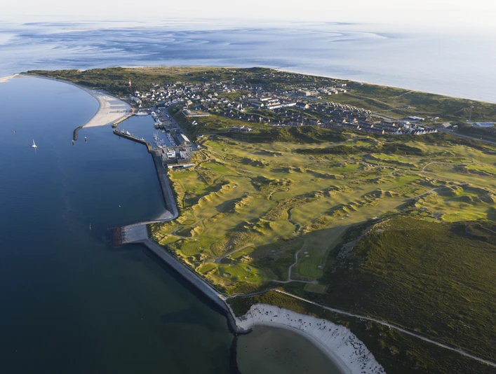 Luftaufnahme des GC Budersand