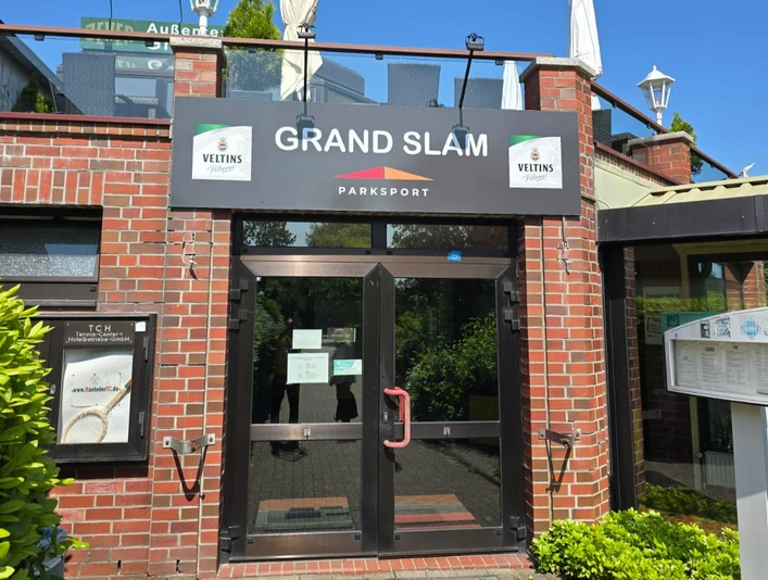 Ansicht Eingang Restaurant Grand Slam