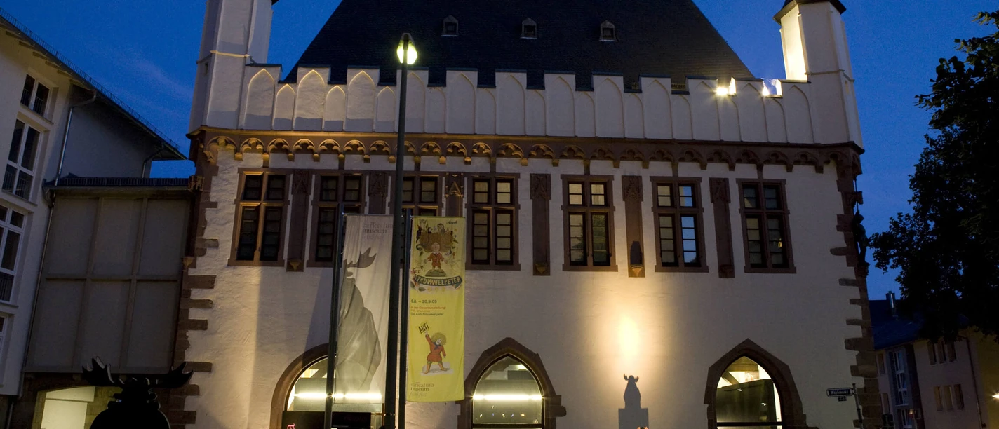 Caricatura Museum am Abend Das Caricatura Museum Frankfurt bei Abendbeleuchtung