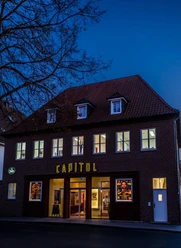 CAPITOL_AUSSEN.jpg