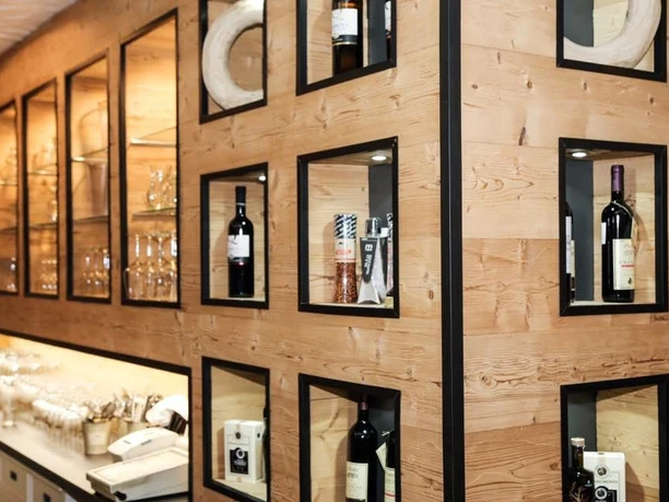 Moderne Theke im Restaurant Adria in Rotenbnurg (Wümme)