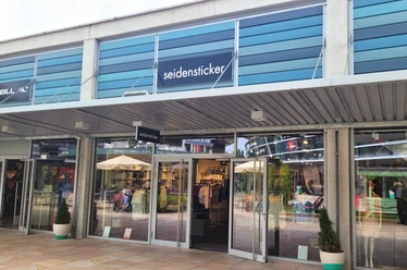 SEIDENSTICKER Outlet Shop - Außenansicht