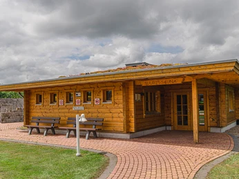 Suuri Sauna Moor-Therme.jpg